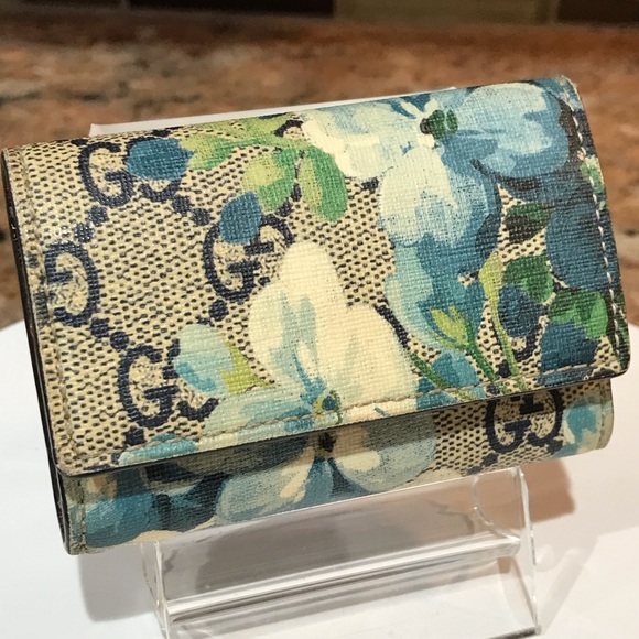 GUCCI GG Blooms Flora Leather Key Holder πΈππ₯ - Picture 13 of 17